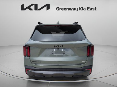 Certified 2025 Kia Sorento SX Prestige w/ Olive Brown Leather Package AWD/4WD image 7