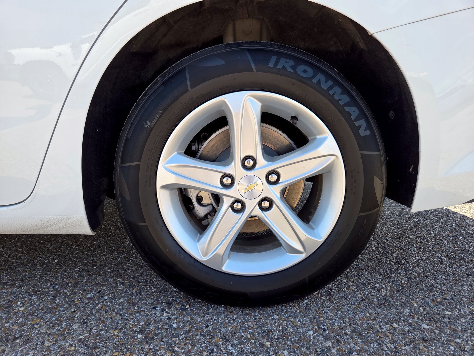 Used 2024 Chevrolet Malibu LT FWD image 13