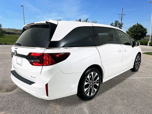 New 2026 Honda Odyssey Elite image 6