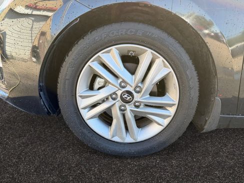 Used 2020 Hyundai Elantra SEL w/ Cargo Package (C1) FWD image 14