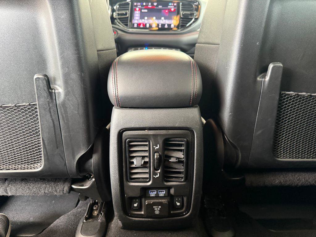 Used 2024 Dodge Durango GT AWD/4WD image 16