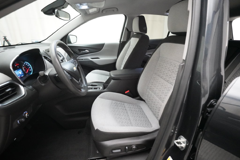 Used 2022 Chevrolet Equinox LS w/ LS Convenience Package FWD image 7