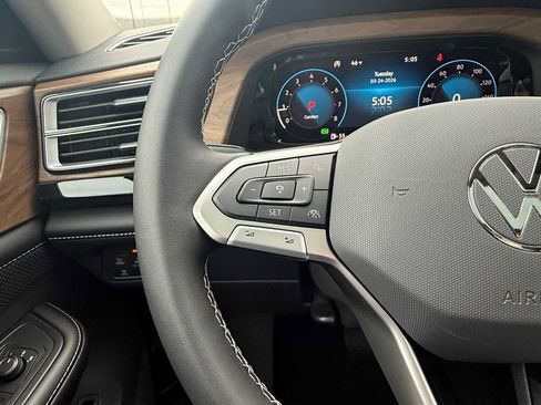 New 2026 Volkswagen Atlas SE image 11