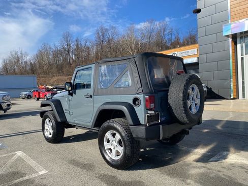 Used 2014 Jeep Wrangler Sport image 4