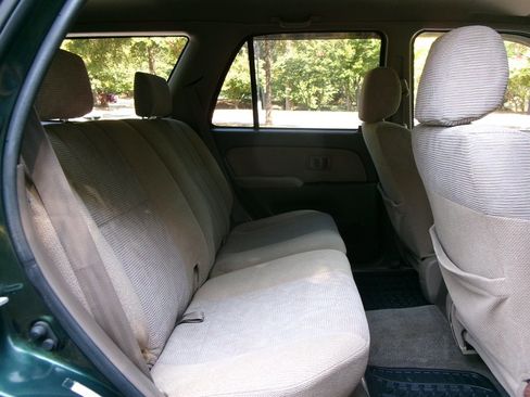 Used 2000 Toyota 4Runner SR5 image 26