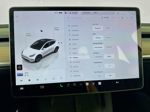 Used 2025 Tesla Model Y Long Range AWD/4WD image 38