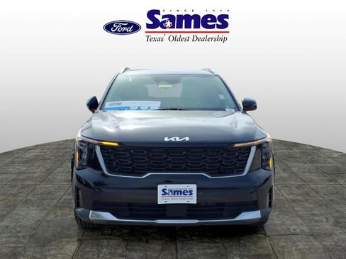 Used 2025 Kia Sorento S w/ Panoramic Sunroof Package image 8