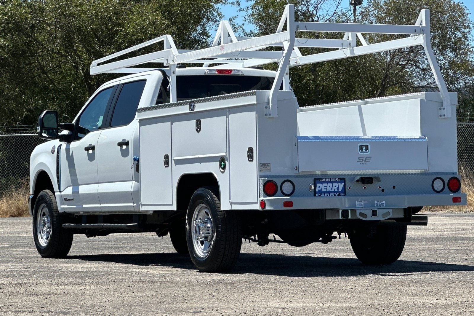New 2025 Ford F350 XL w/ XL Chrome Package AWD/4WD image 5