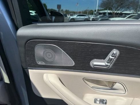 Used 2022 Mercedes-Benz GLS 450 4MATIC image 36