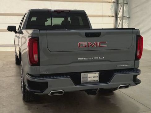 Used 2024 GMC Sierra 1500 Denali w/ Denali Reserve Package AWD/4WD image 3