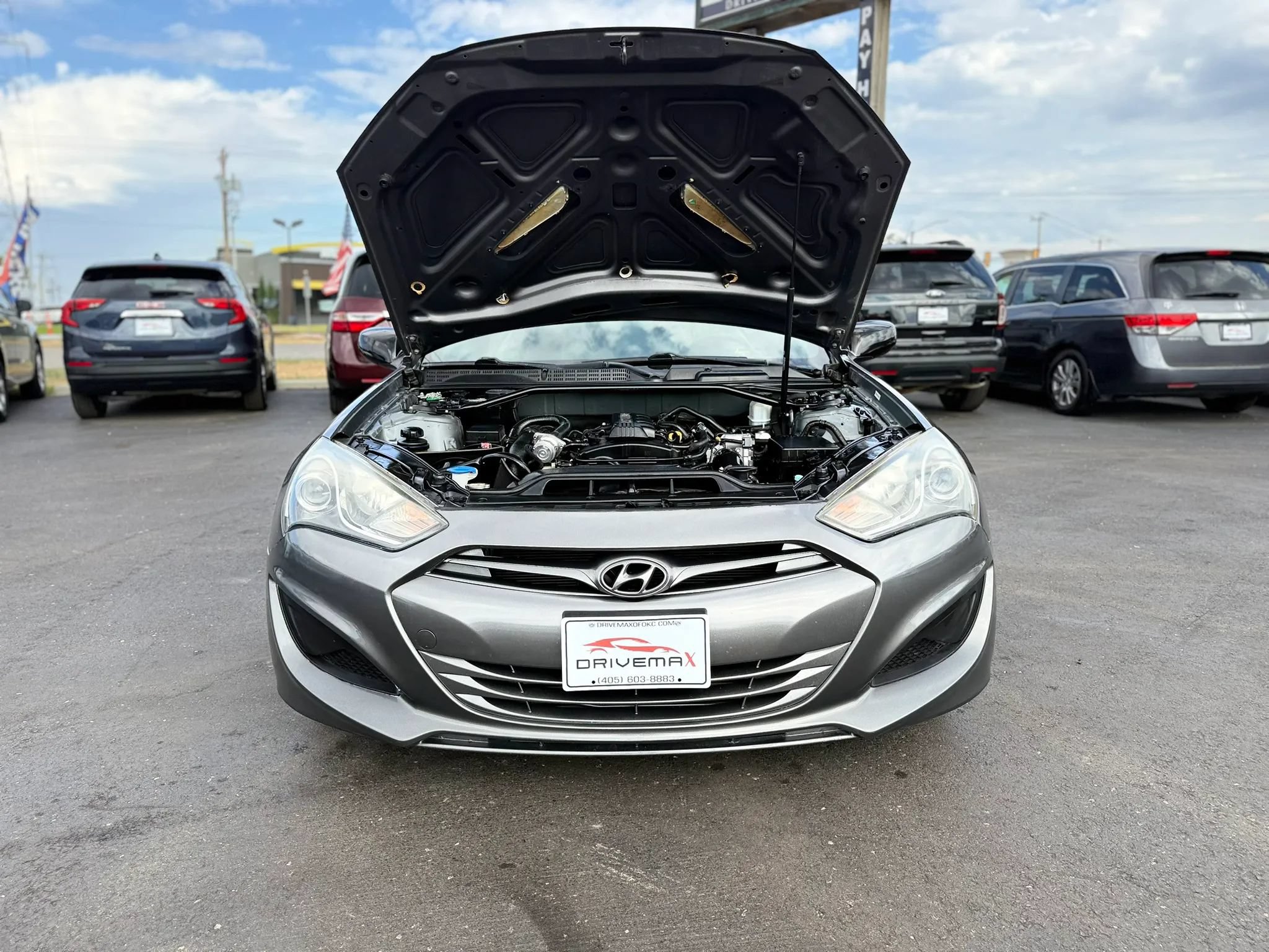 Used 2013 Hyundai Genesis 2.0T RWD image 9