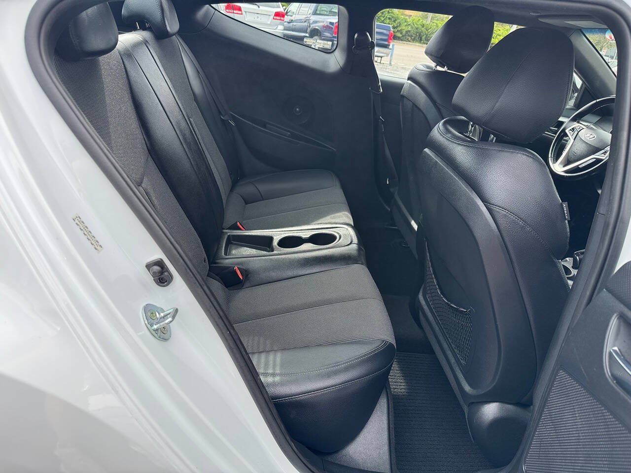 Used 2016 Hyundai Veloster w/ Option Group 02 FWD image 20
