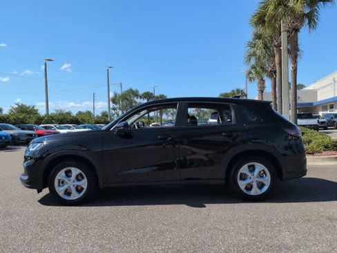 Used 2023 Honda HR-V LX image 5