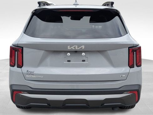 Certified 2024 Kia Sorento SX image 4