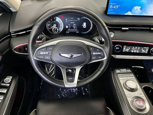 Used 2025 Genesis Electrified GV70 AWD/4WD image 17