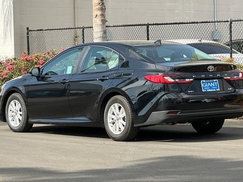 Used 2025 Toyota Camry LE FWD image 6