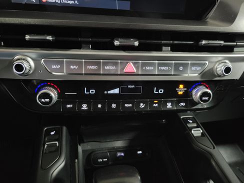 Used 2023 Kia Telluride S AWD/4WD image 32
