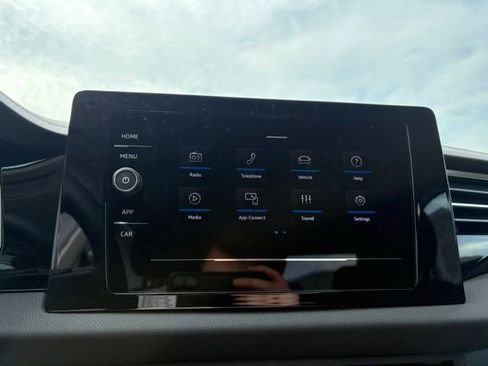Used 2025 Volkswagen Jetta S FWD image 18