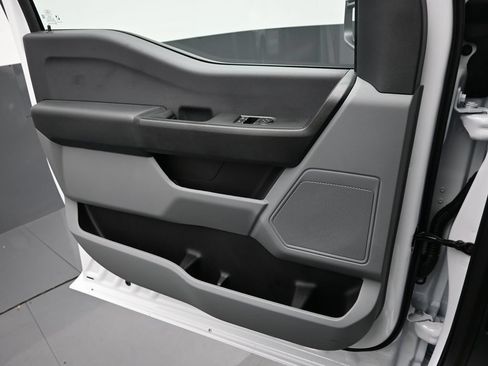 New 2026 Ford F250 XL w/ F-250 >10K GVWR Package AWD/4WD image 7