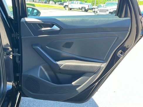 Used 2024 Volkswagen Jetta SE FWD image 21