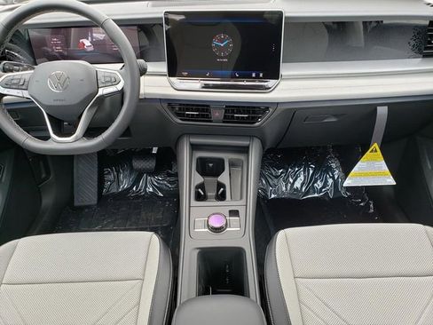 New 2026 Volkswagen Tiguan SE AWD/4WD image 9