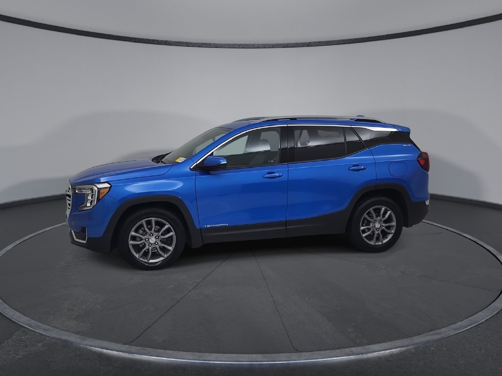 Used 2024 GMC Terrain SLT FWD image 10