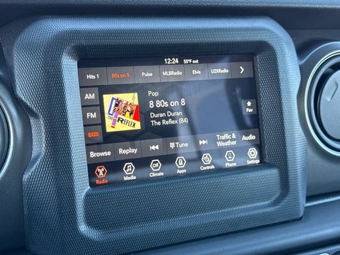 Used 2023 Jeep Wrangler Unlimited w/ Cold Weather Group image 20