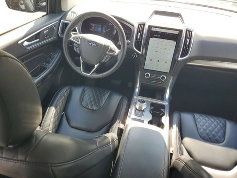 Used 2024 Ford Edge Titanium AWD/4WD image 17