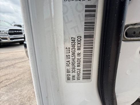 Used 2022 RAM 2500 Tradesman w/ Chrome Appearance Group AWD/4WD image 27
