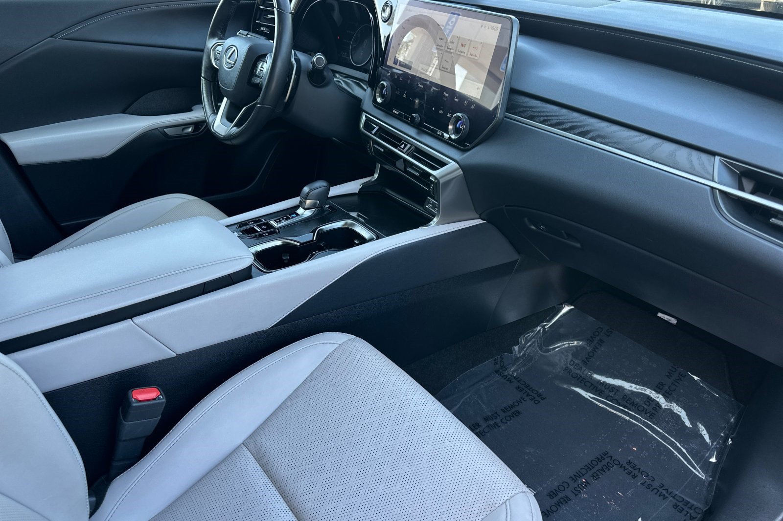 Used 2023 Lexus RX 350 Premium Plus w/ Accessory Package (Z1) FWD image 33