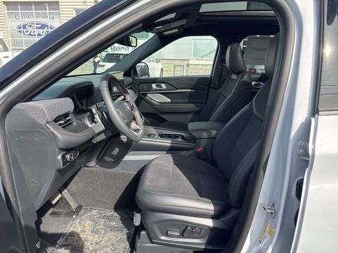 New 2026 Ford Explorer Tremor image 25