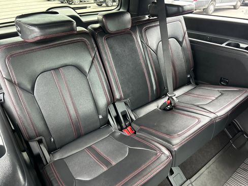 Certified 2022 Ford Expedition Max Limited AWD/4WD image 24