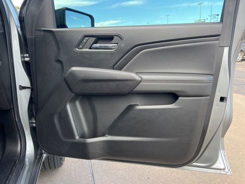 Used 2023 Chevrolet Colorado LT w/ LT Convenience Package II image 16