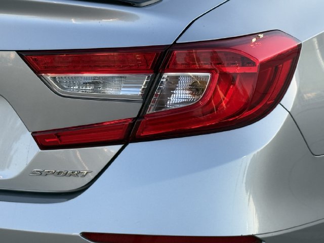 Used 2022 Honda Accord Sport image 7