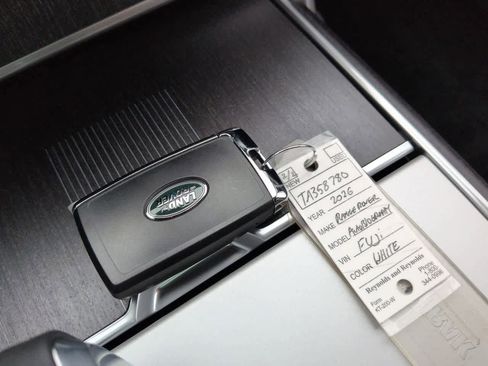 New 2026 Land Rover Range Rover Long Wheelbase Autobiography image 36