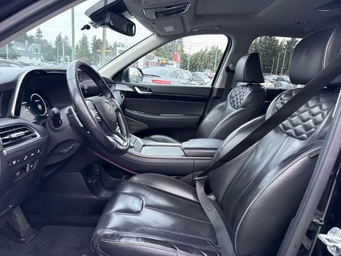 Used 2021 Hyundai Palisade Limited image 19