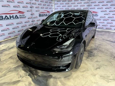 Used 2023 Tesla Model 3 Standard Range image 2