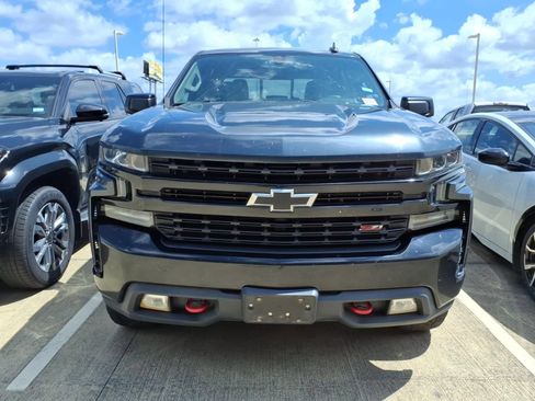 Used 2019 Chevrolet Silverado 1500 LT Trail Boss AWD/4WD image 3