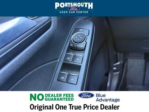 Certified 2022 Ford Escape SEL w/ SEL Stealth AWD Package image 25