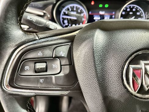 Used 2023 Buick Encore GX Preferred image 31