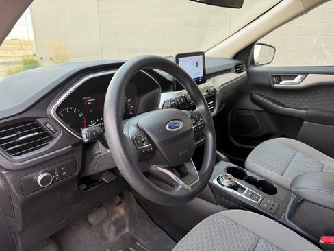 Used 2020 Ford Escape SE AWD/4WD image 18