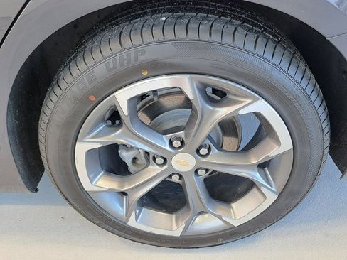 Used 2023 Chevrolet Malibu LT image 36