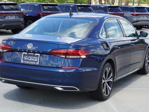 Used 2020 Volkswagen Passat 2.0T SEL FWD image 6