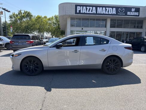 Used 2024 MAZDA MAZDA3 s FWD image 4