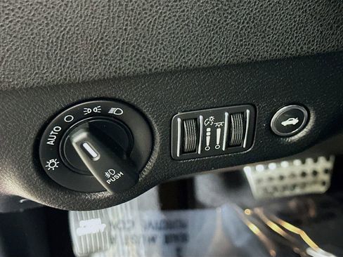 Used 2022 Dodge Charger Scat Pack RWD image 20