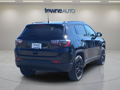 Certified 2023 Jeep Compass Altitude w/ Convenience Group image 5