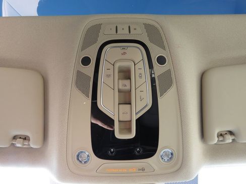 Used 2018 Audi Q5 2.0T Premium Plus w/ Premium Plus Package image 28