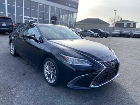 Used 2020 Lexus ES 350 w/ Luxury Package image 7
