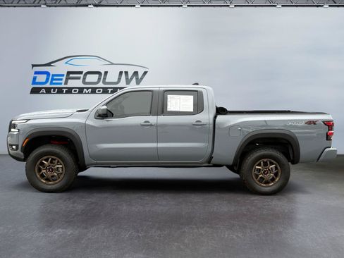 Used 2025 Nissan Frontier PRO-4X w/ Pro Premium Package AWD/4WD image 6