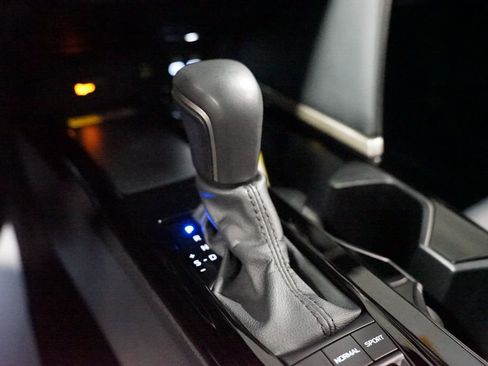 Used 2025 Toyota Camry XSE image 22